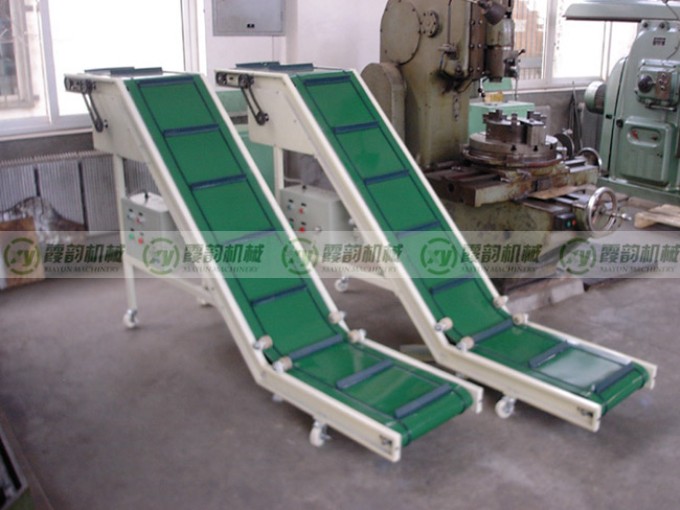 爬坡皮帶輸送機(jī)05