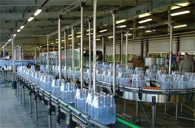 礦泉水生產(chǎn)線 (1).jpg